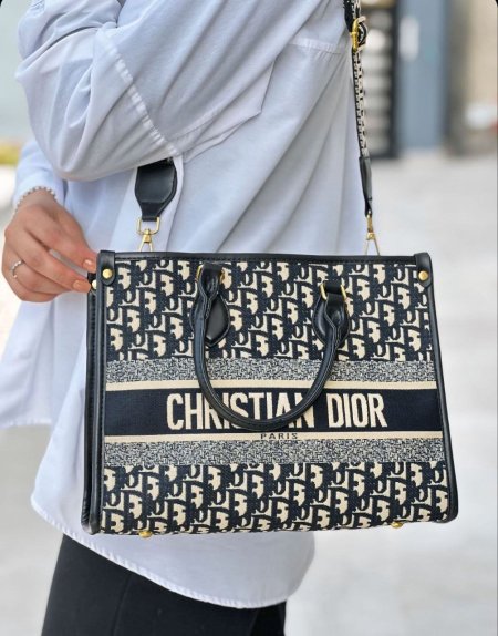 حقيبة كريستيان ديور ستاتي