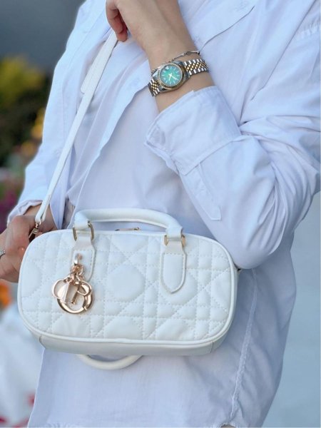 حقيبة كريستيان ديور ستاتي