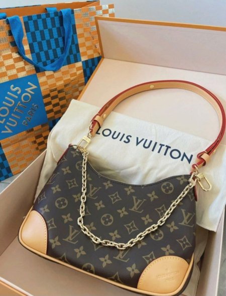 حقيبة لويز فيتون ستاتي