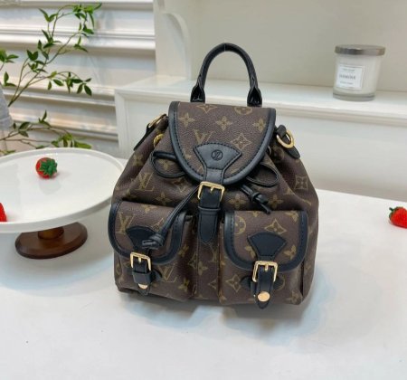 حقيبة ظهر لويز فيتون ستاتي