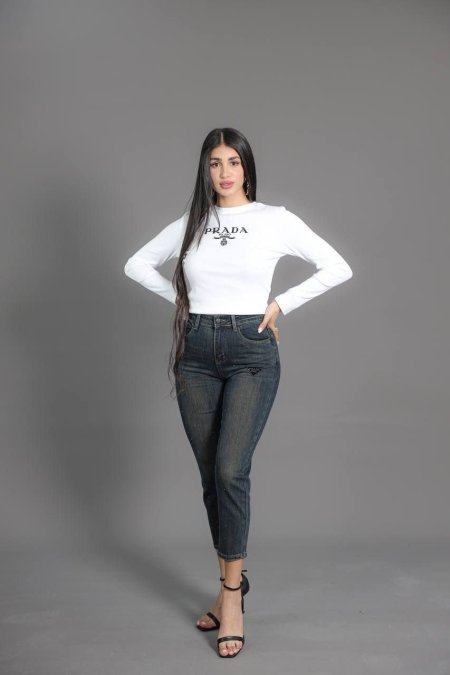 بلوزة لايكرا بناتي