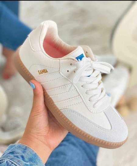 حذاء أديداس بناتي