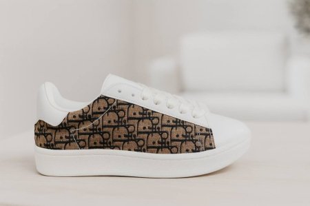 حذاء Dior كاجوال