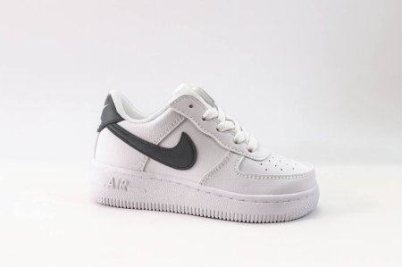 حذاء نايك للأطفال